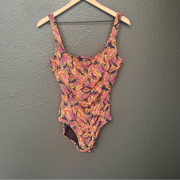 Garnet Hill Active Square-Neck One-Piece Swimsuit - Picture 4 of 11